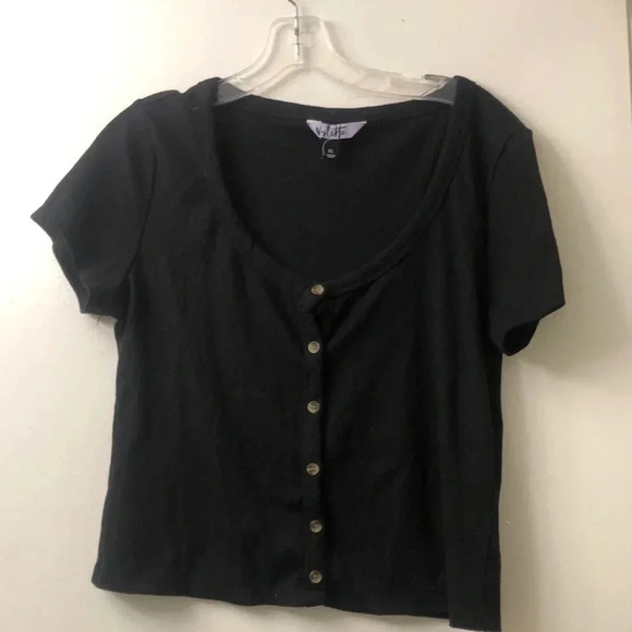Vylette Button up top - Picture 1 of 2